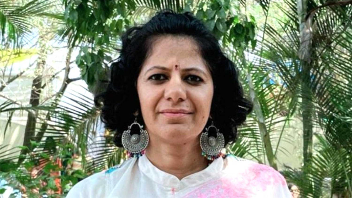 Dr. Ruchi Sanghaik - Sri Sri Tattva Vaidya